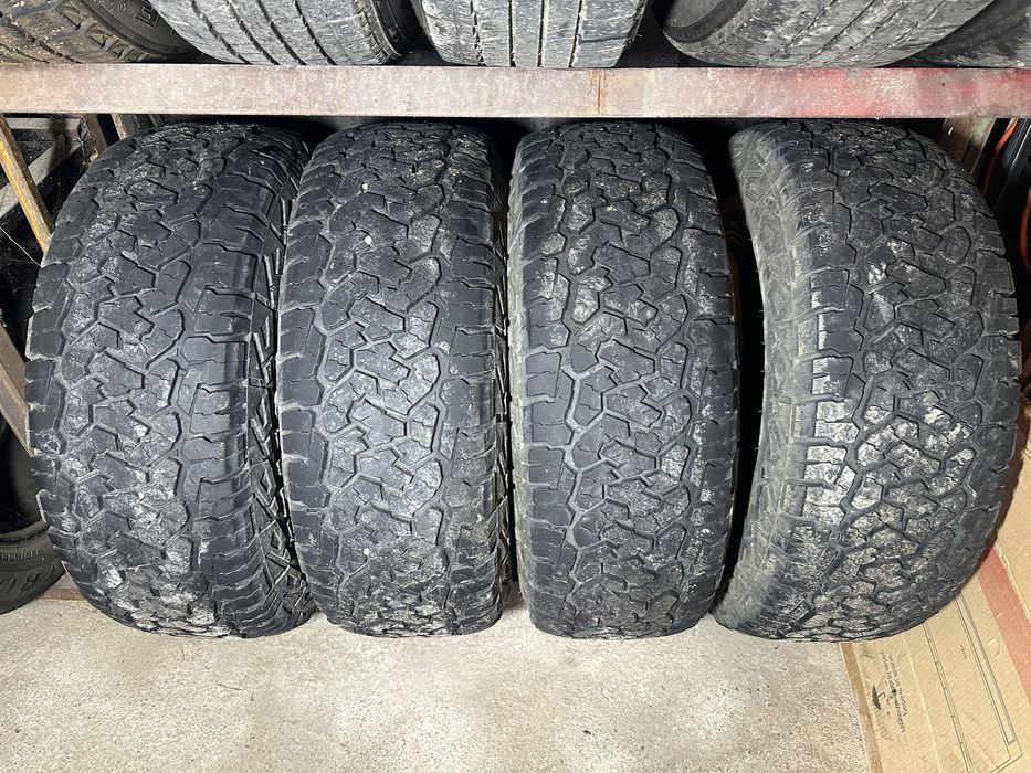 Comforser cf1100 A/T 265/70/17