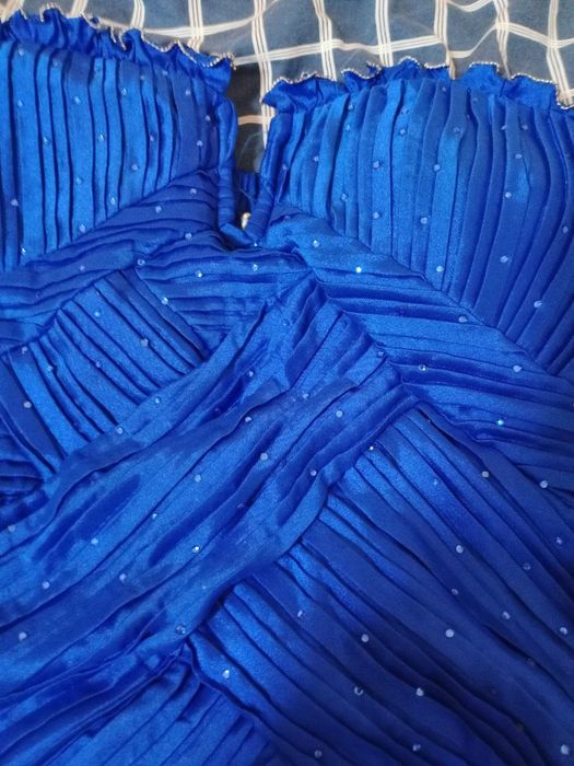 Елегантни рокли за вашата вечер .