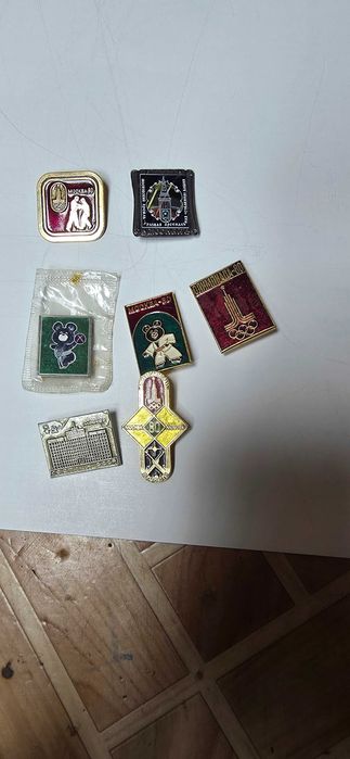 Продавам лот значки от бившия СССР