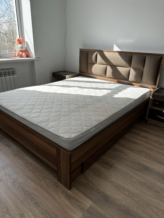 Продам кровать Шатура 160*200