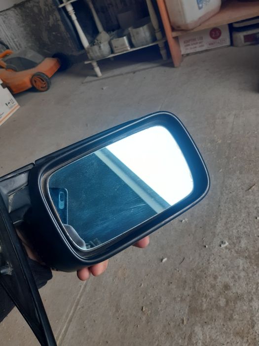 боковой стекло бмв е34