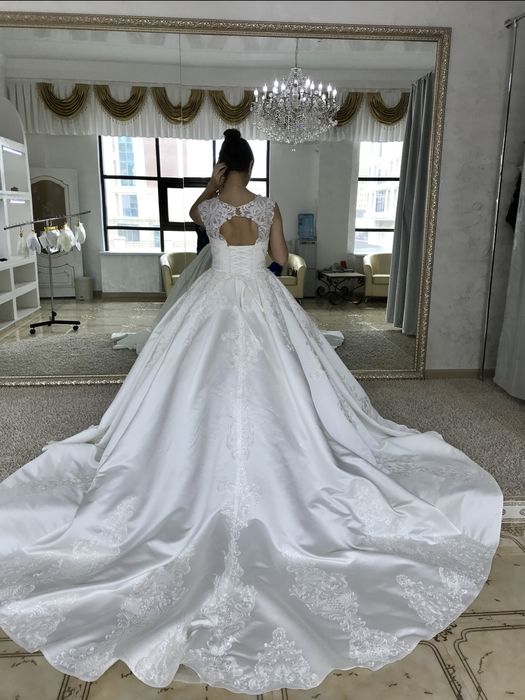 Продам свадебное платье