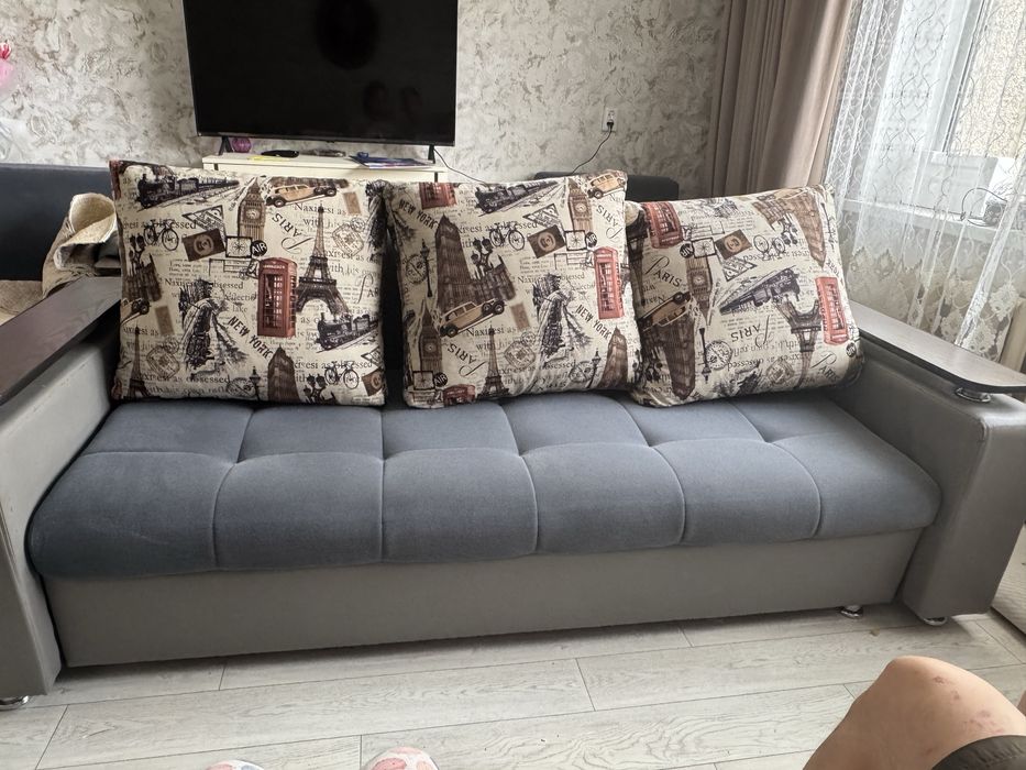 Продам диван комплект