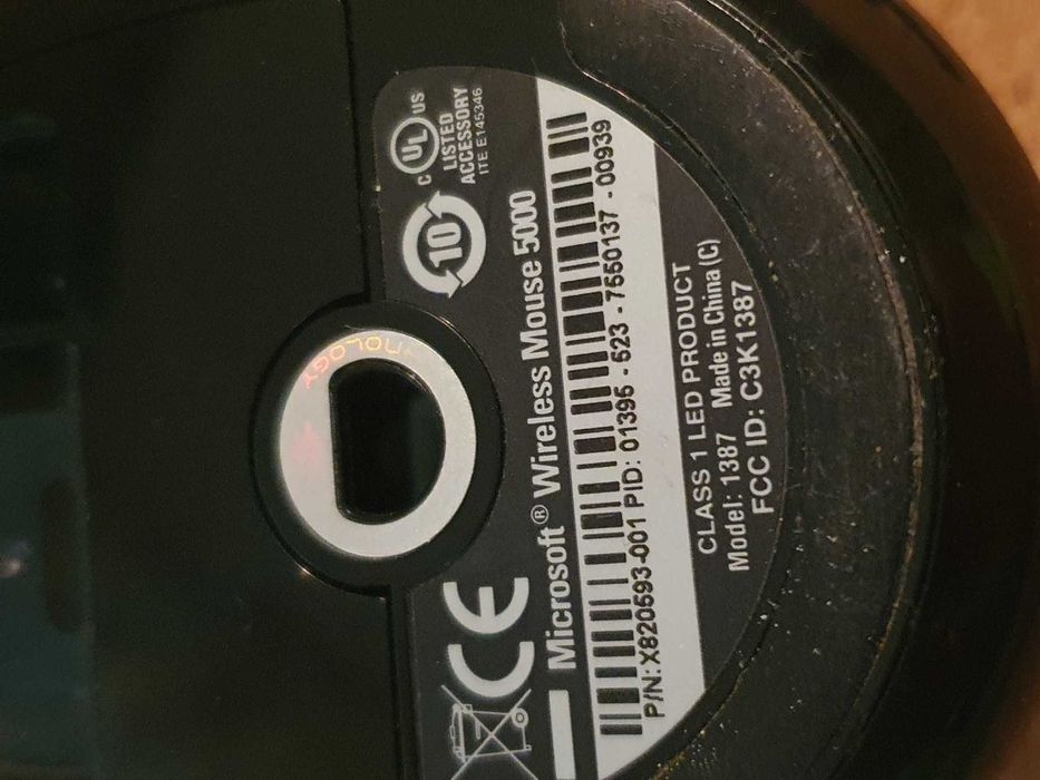Microsoft Wireless Mouse 5000 безжична мишка, BlueTrack, топ състояние