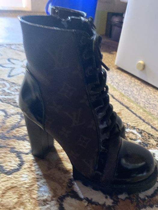 Маркови боти Louis Vuitton.