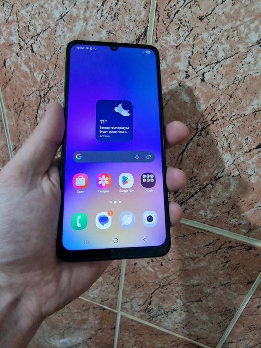 Продам Самсунг А 05 4/64