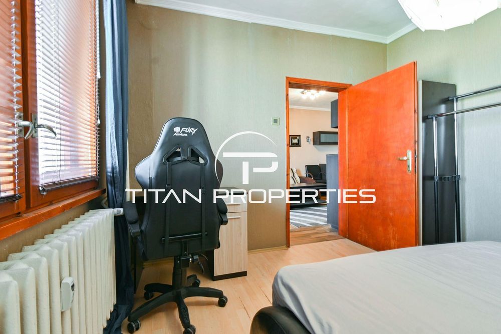 Продава се Тристаен апартамент в София, Красно село - 79 кв.м за 5064 €/кв.м - Снимка #7