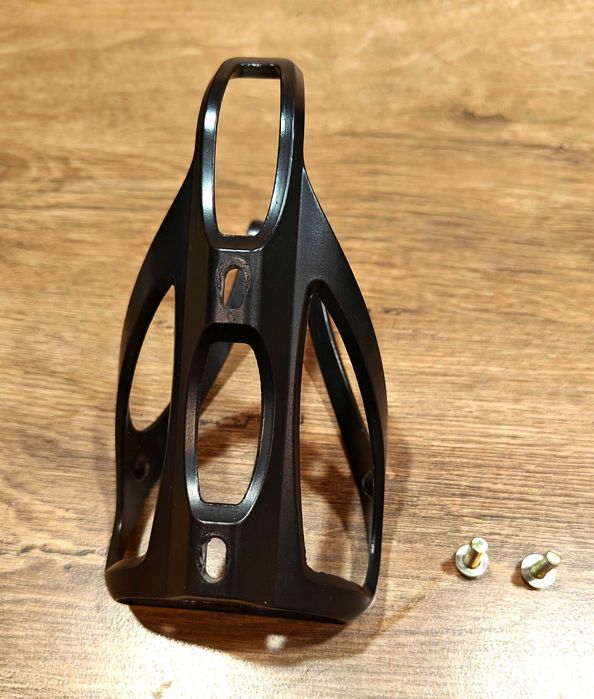 Кошничка за бидон CUBE