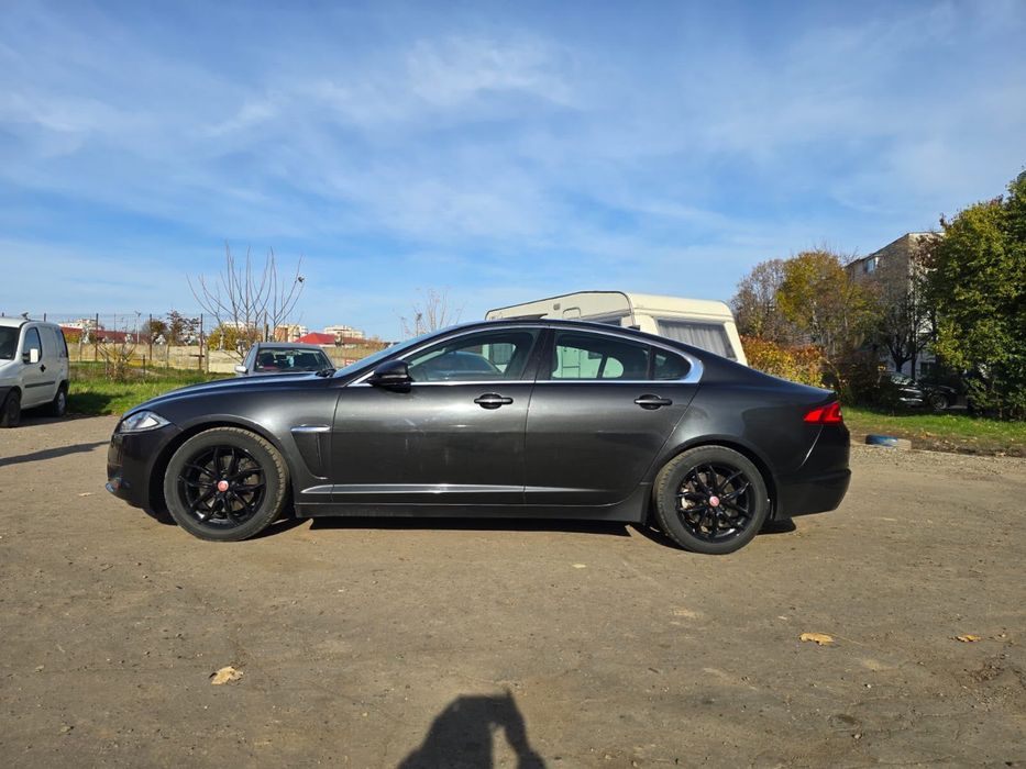 Jaguar xf face lift