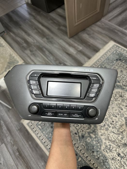 Штатный магнитофон для Киа Рио 3