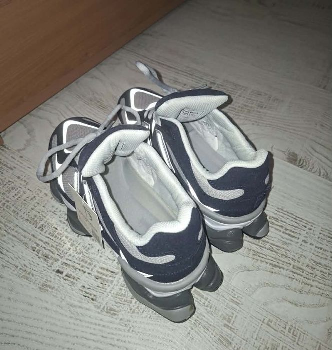Спортни обувки Tonny Black