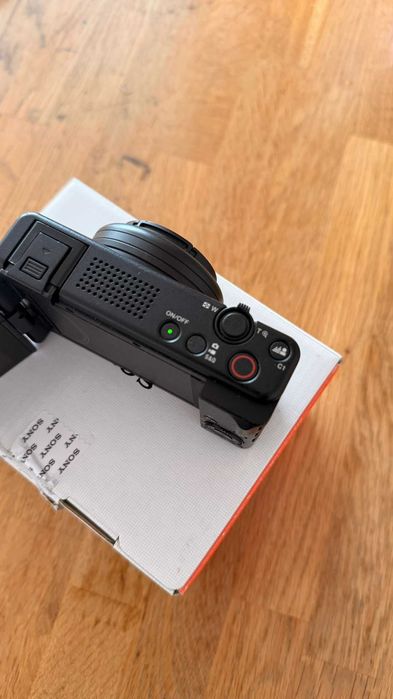 Sony ZV - 1F Camera Vlogging 4K