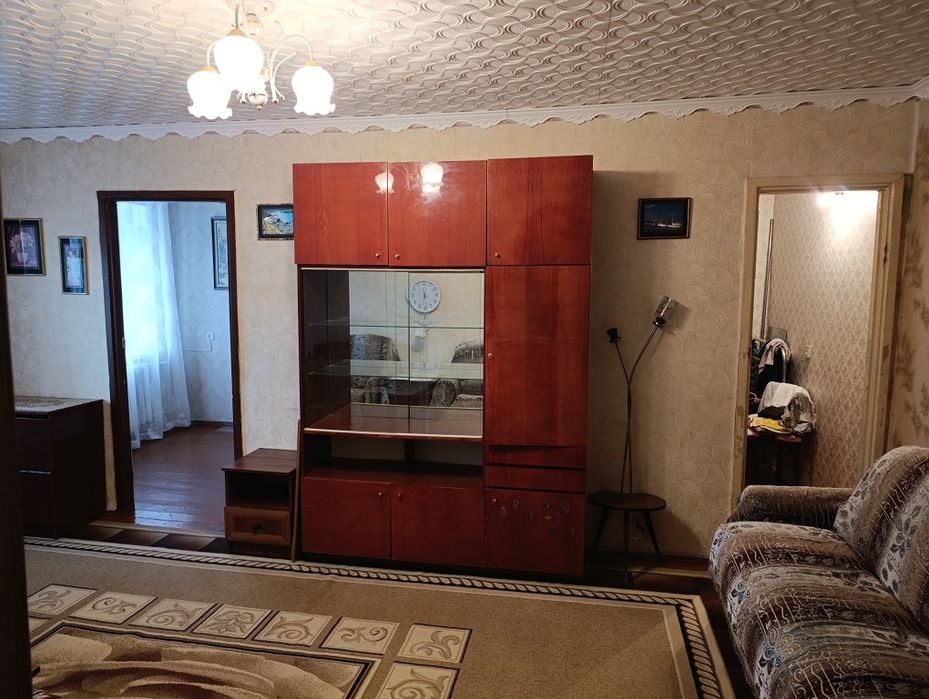 Продаю  квартиру .