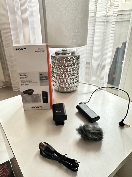 Микрофон SONY ECM-W2BT Bluethooth Wireless Microphone неизползван.