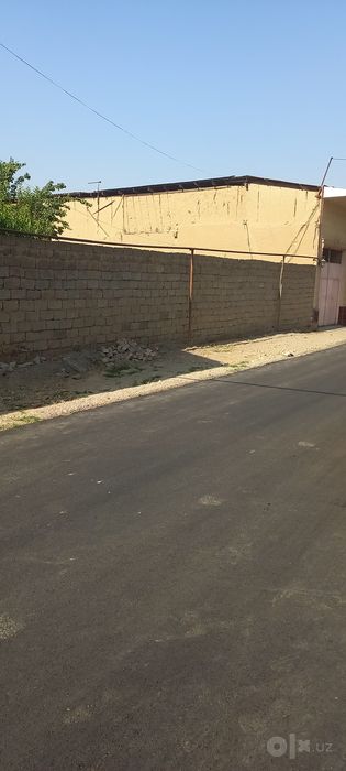 Yer sotiladi arzon narhlada 4 dan 2 bor
