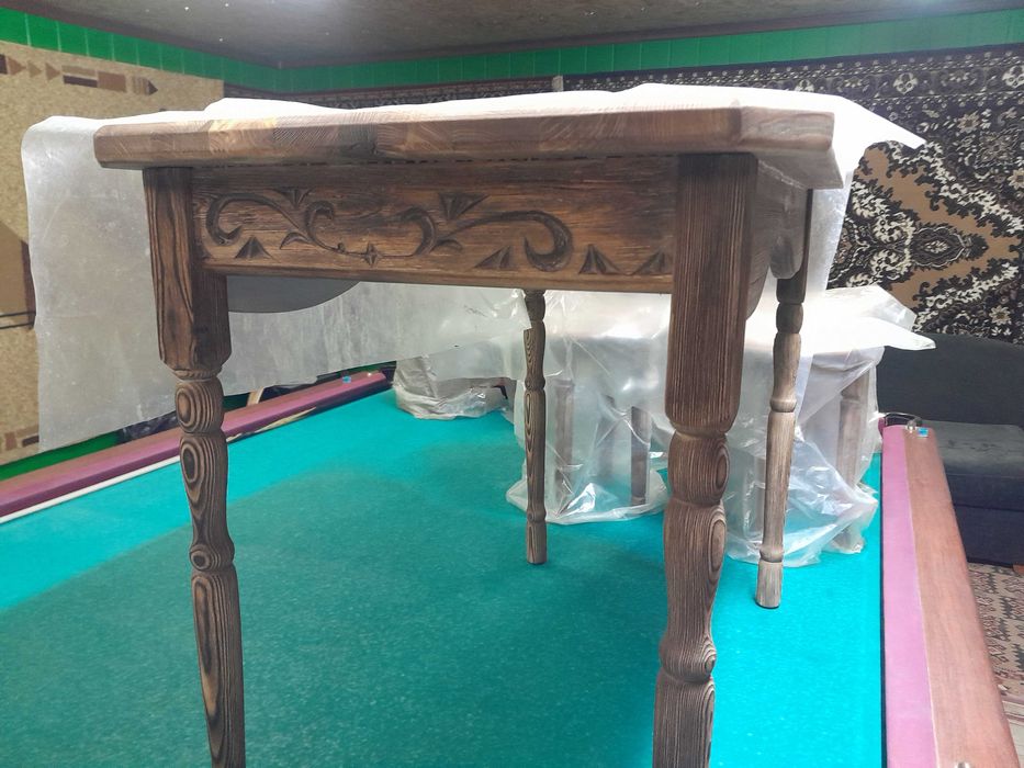 продам новый кухонный стол