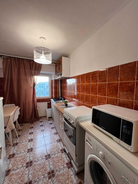 Proprietar – Hala Centrală, 4 camere, 94 mp, 600 €