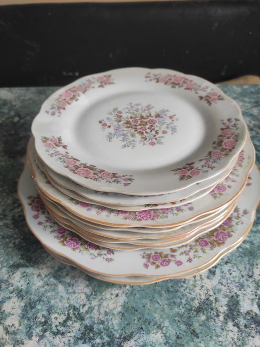 Тарелки разные б/у