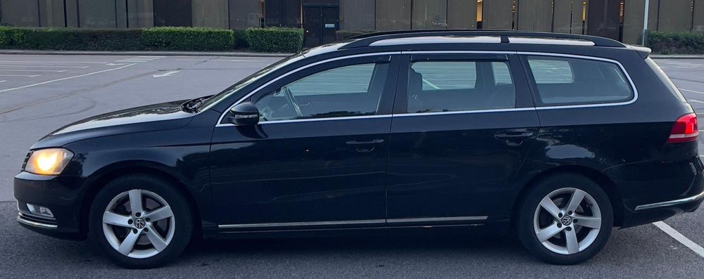 Dezmembrez vw passat b7