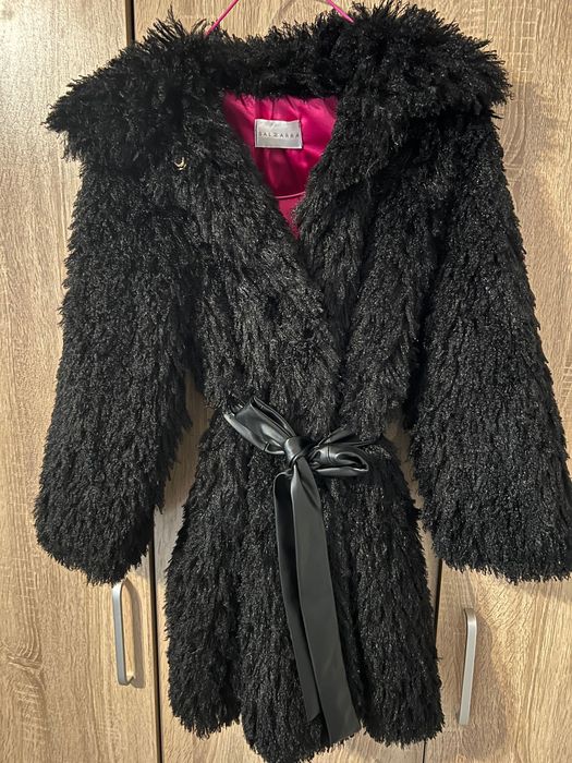 Уникално палто чисто ново