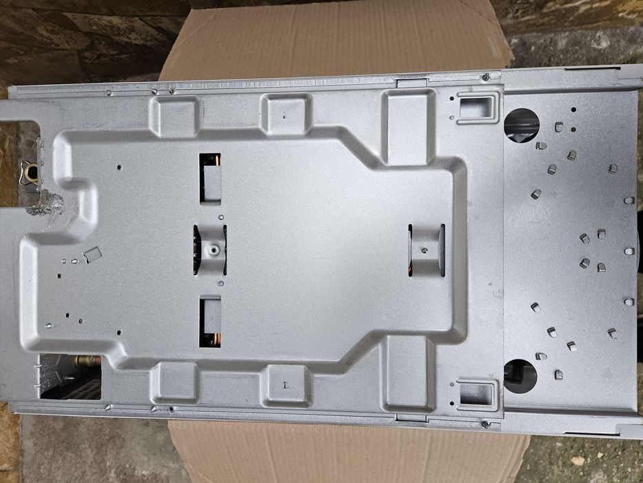 Vand boiler Ariston funcționează doar pe gaz natural.