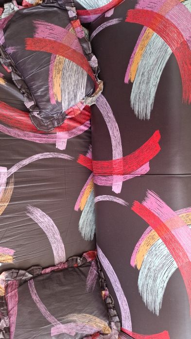 Продавам разтегателни дивани