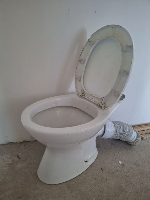 Унитаз для рабочих