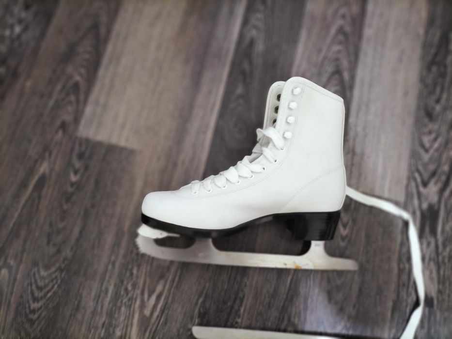Коньки для девочки