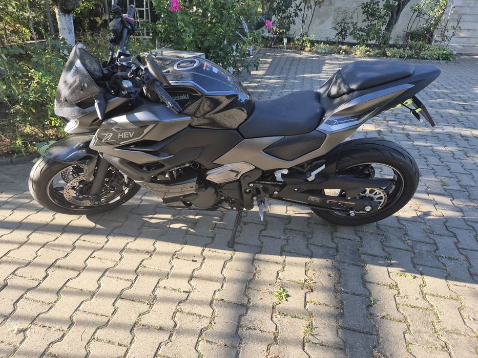 Kawasaki Z7 Hybrid 2024, automat, Abs, 1130 km