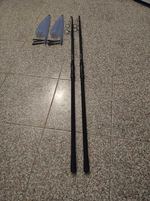 De vânzare 2 lansete telescopice Fox Eos Pro 3.6m,3lbs