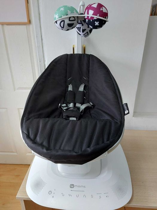 Електрическа бебешка люлка 4Мoms mamaRoo 5.0 - отлично състояние