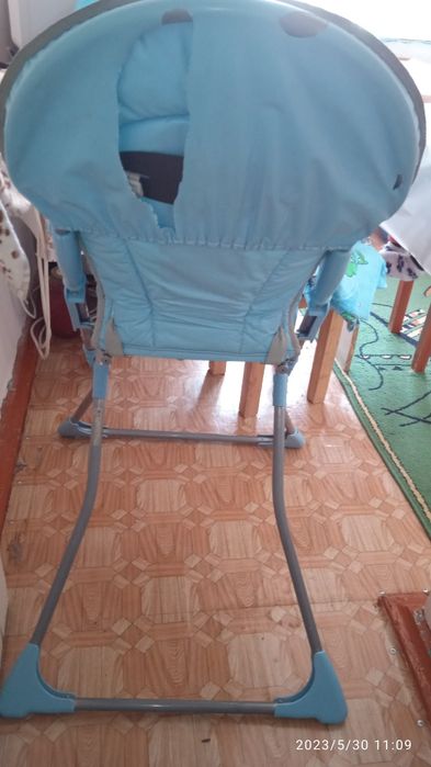 Стульчик для кормления.