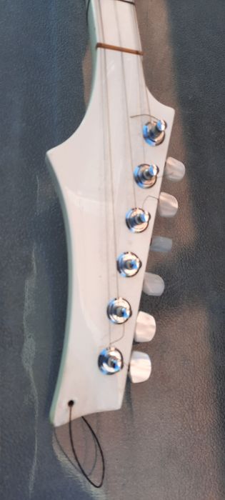 Електрическа Китара