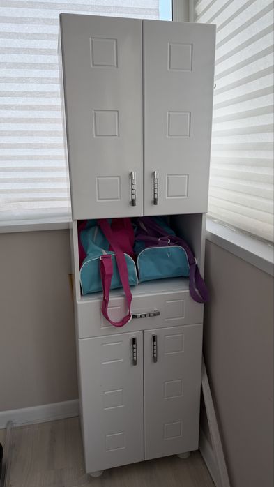 Шкаф для ванной комнаты