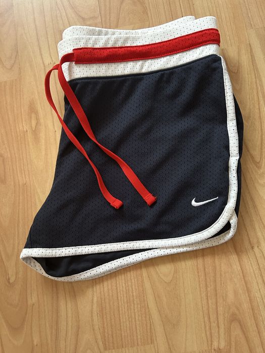 Pantalon Nike marimea s
