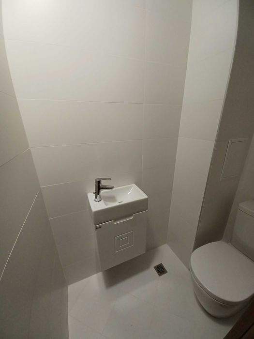 Дава се под наем Тристаен апартамент в Варна, Център - 90 кв.м за 850 € - Снимка #12