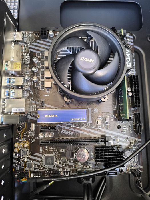 PC Ryzen 5 5600GT / 16GB RAM / SSD NVMe / Win11 Pro Campina • OLX.ro