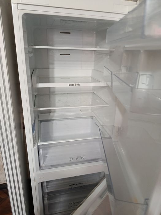 Продаётся холодильник Самсунг