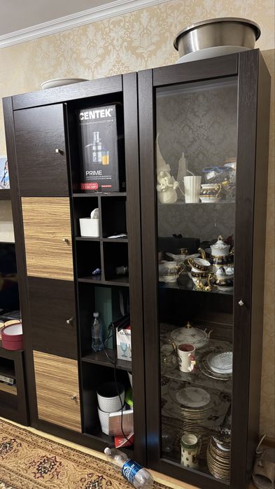 Продам мебель в гостнной.