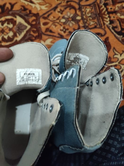 Продам коньки фигурные