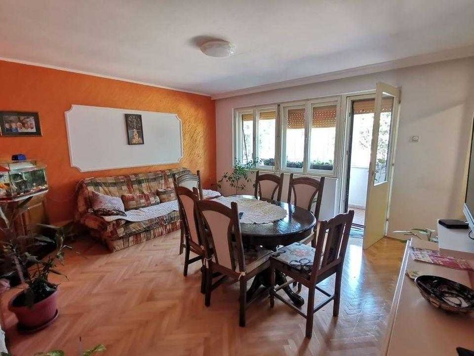 Дава се под наем Тристаен апартамент в Пловдив, Захарна фабрика - 85 кв.м за 418.2 € - Снимка #1