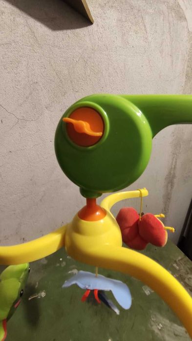 Корито за бебе 2 броя и въртележка за детско легла FISHER PRICE