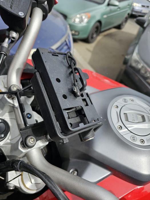 BMW F900XR, 2021, full option, garantie, 105hp