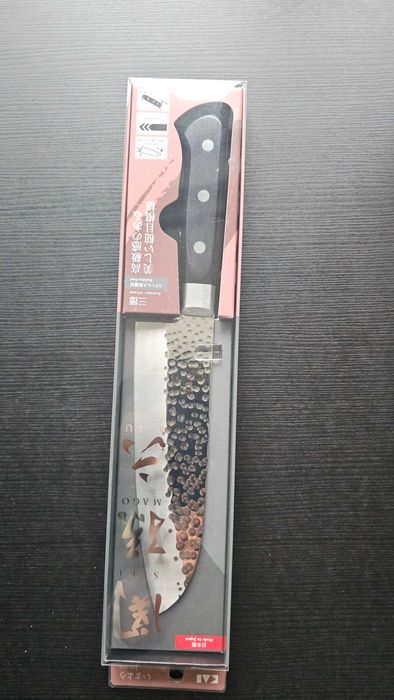 Чисто нови японски кухненски ножове КАI и Misono