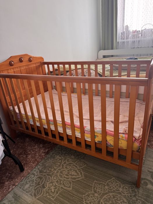 Продам кровать детскую б/у