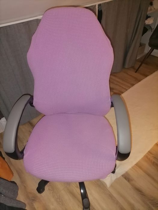 Vând Birou de colț +scaun