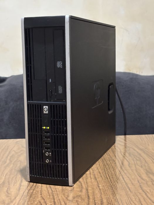 HP Compaq 8000 Elite