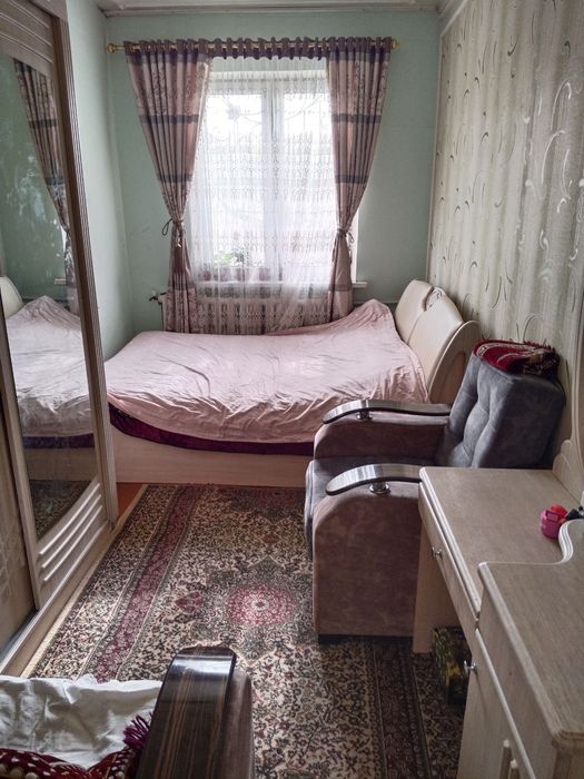 Продаю 2х комнатную квартиру балкон 1.5×6 Чиланзар 19 квартал Базарчик