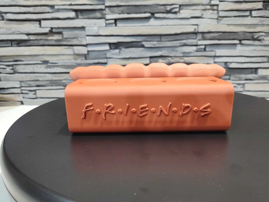 Display pentru figurine McDonald’s Friends - design modern