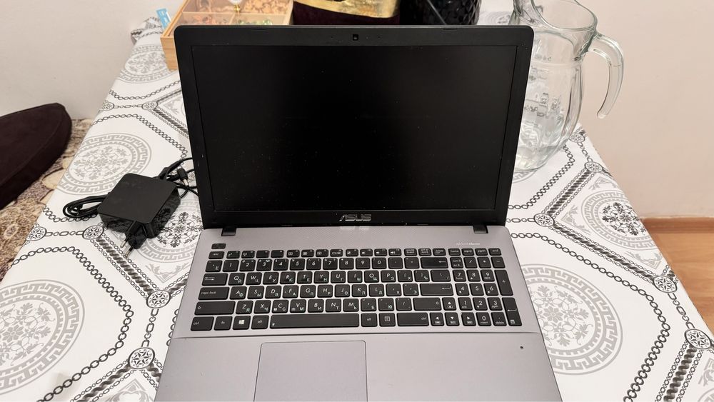 Ноутбук, ASUS K550C Notebook PC